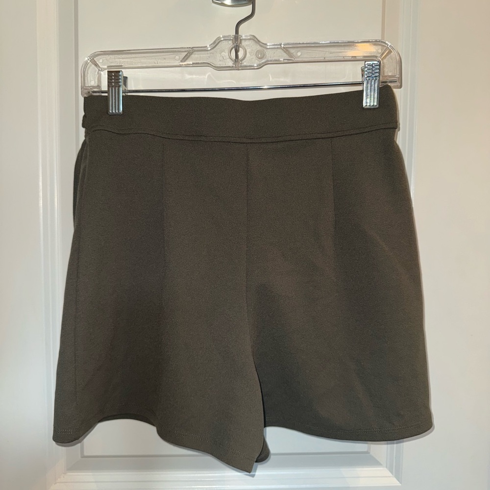 H&M Olive Green Skort